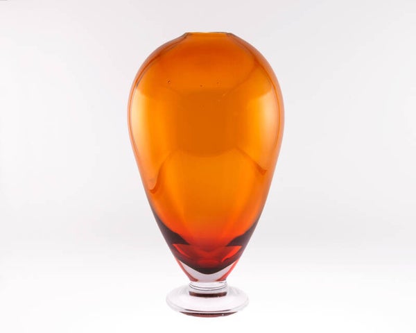 Vaas met voet (23cm) van Bart Tentmeester