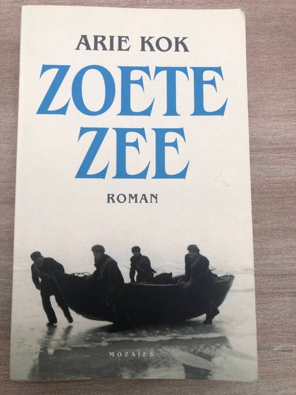 Zoete zee. Schrijver: Arie Kok.