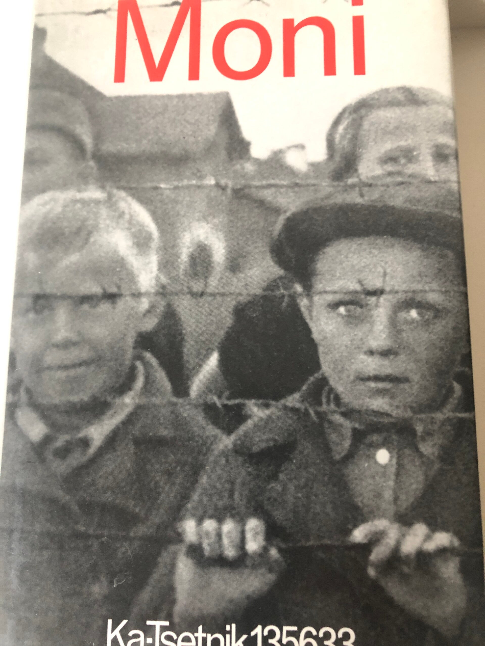 Moni Ka-Tsetrnik 135633