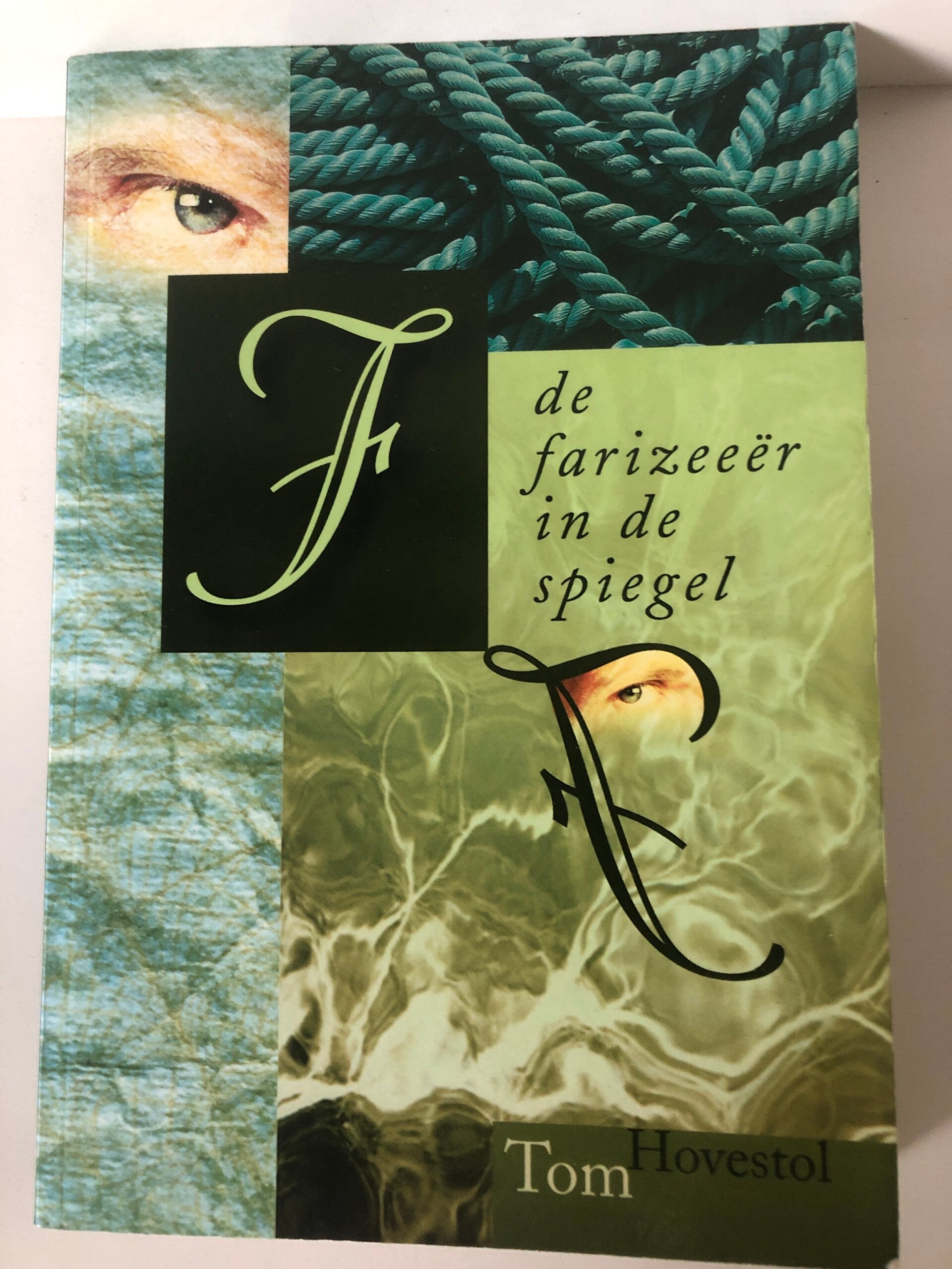 De farizeeer in e spiegel. Schrijver: Tom Hovestol