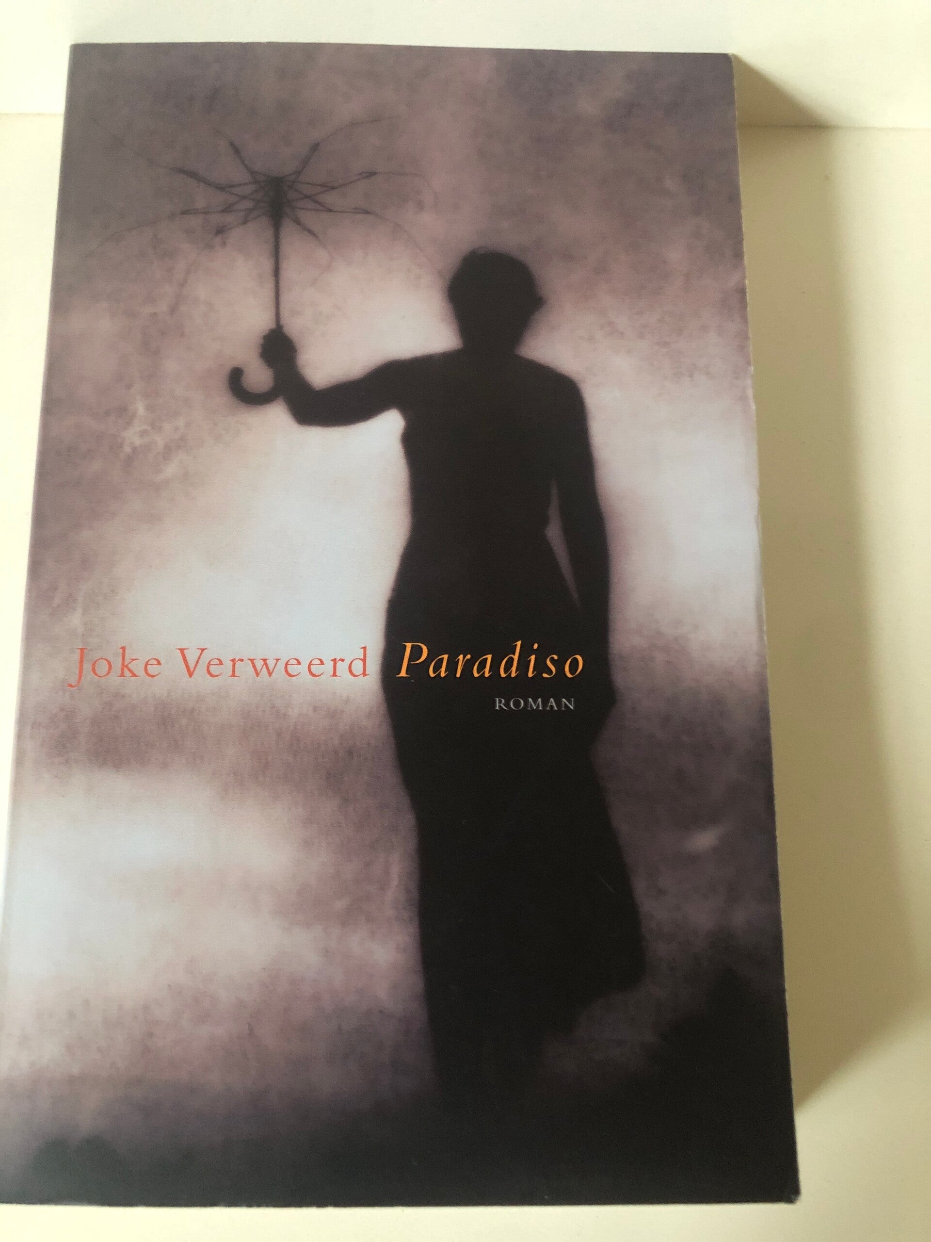 Paradiso. Schrijver: Joke Verweerd