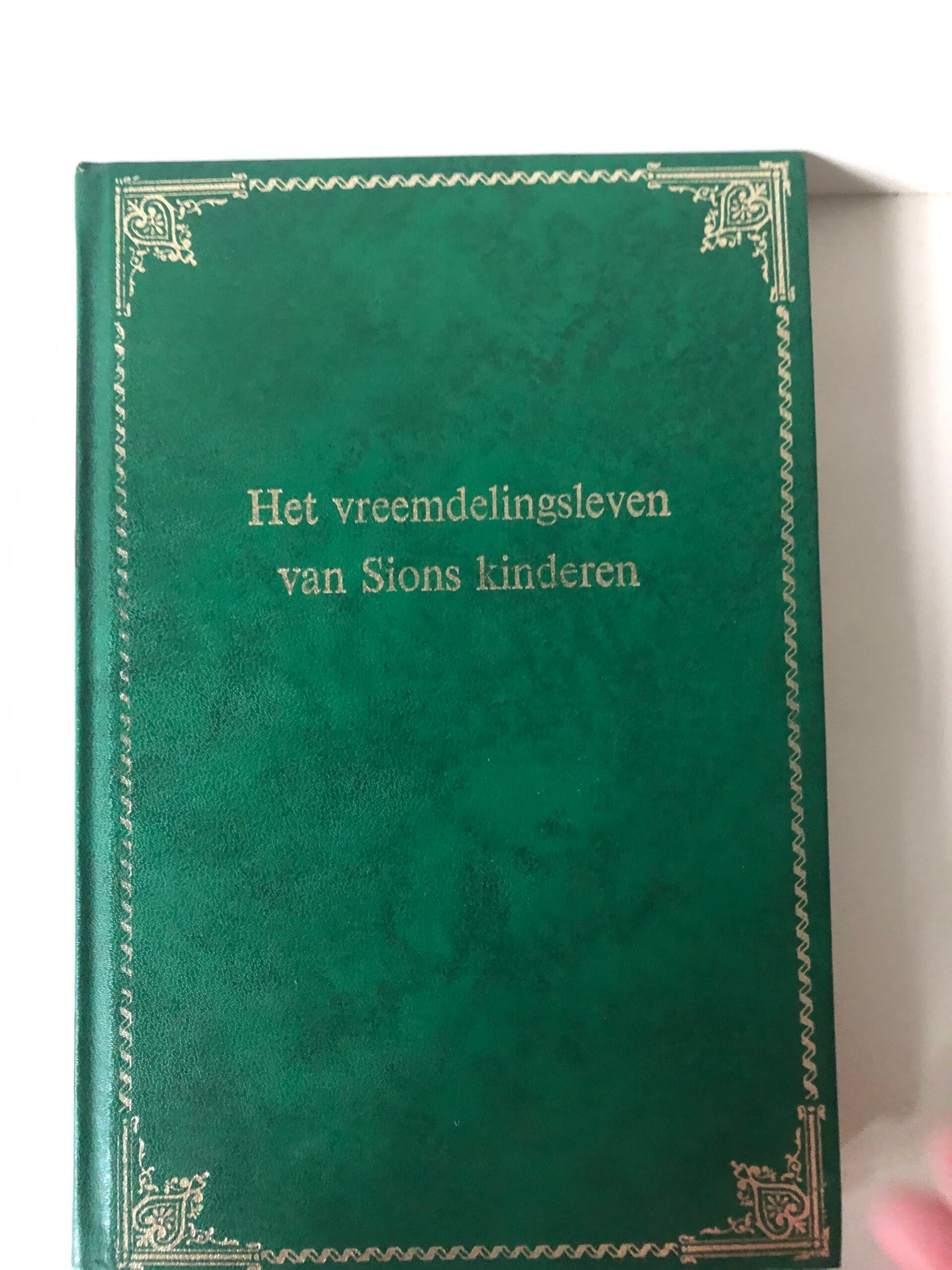 Het vreemdelingsleven van Sions kinderen. Enige herinneringen van vrouw Ruit te Dirksland. met voorwoord van Ds. P Blok