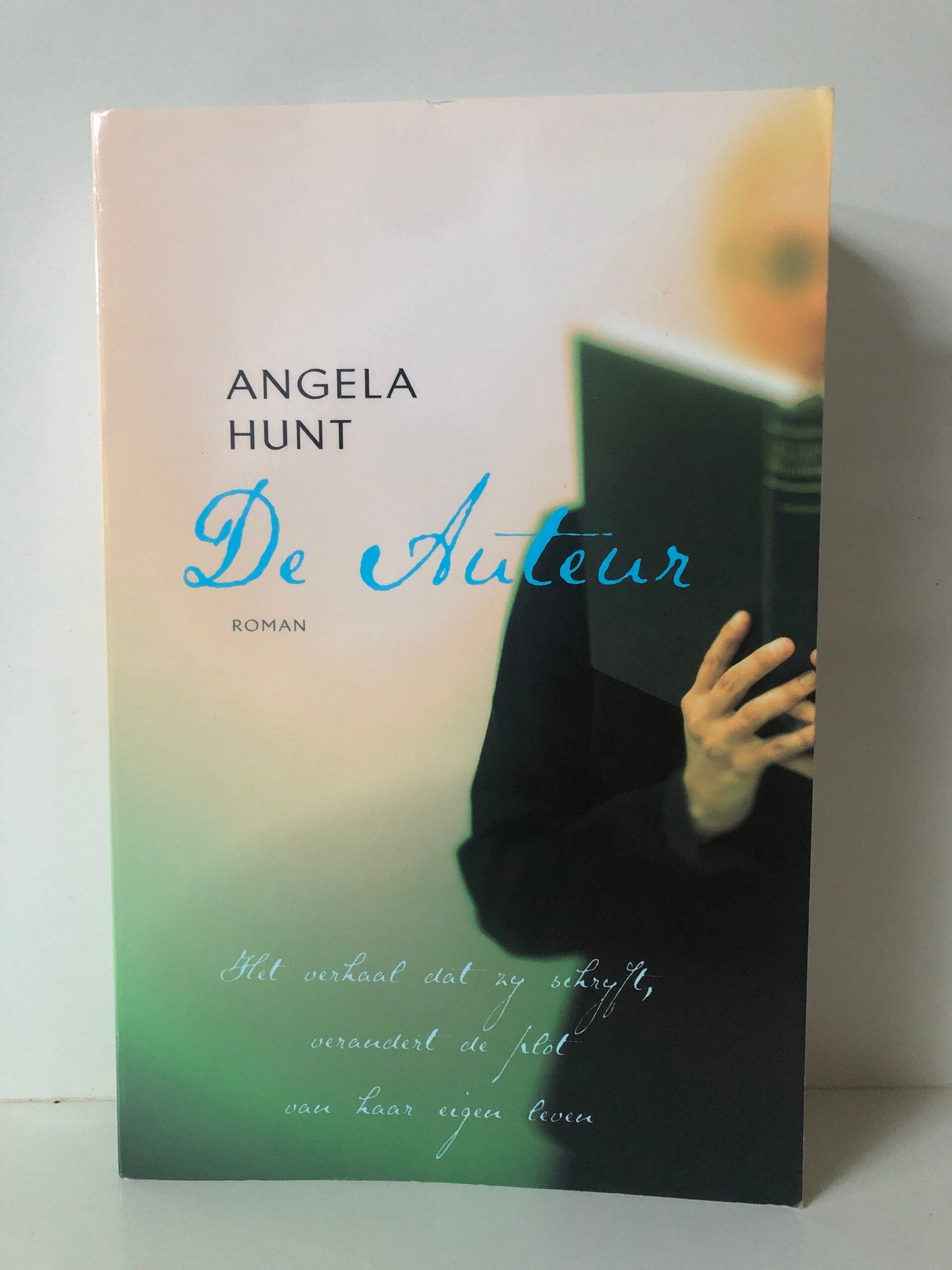 De Auteur. Schrijver: Angela Hunt