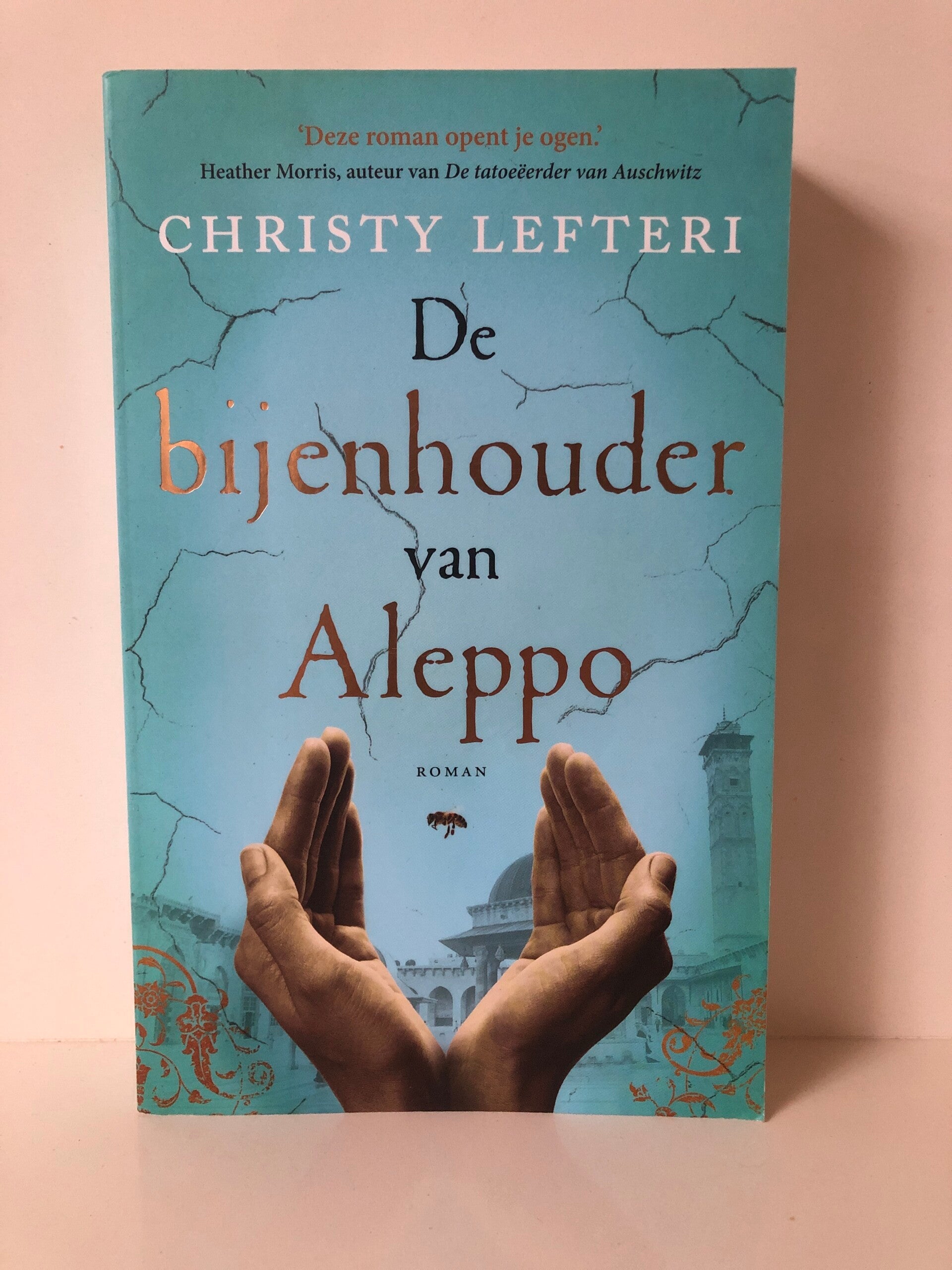 De bijenhouder van Aleppo. Schrijver: Christy Lefteri