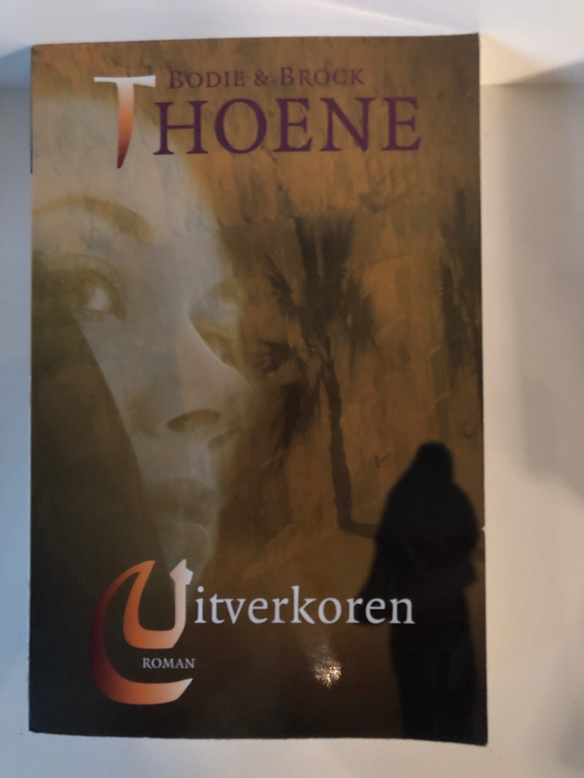 Uitverkoren. Schrijver: Bodie & Brock Thoene