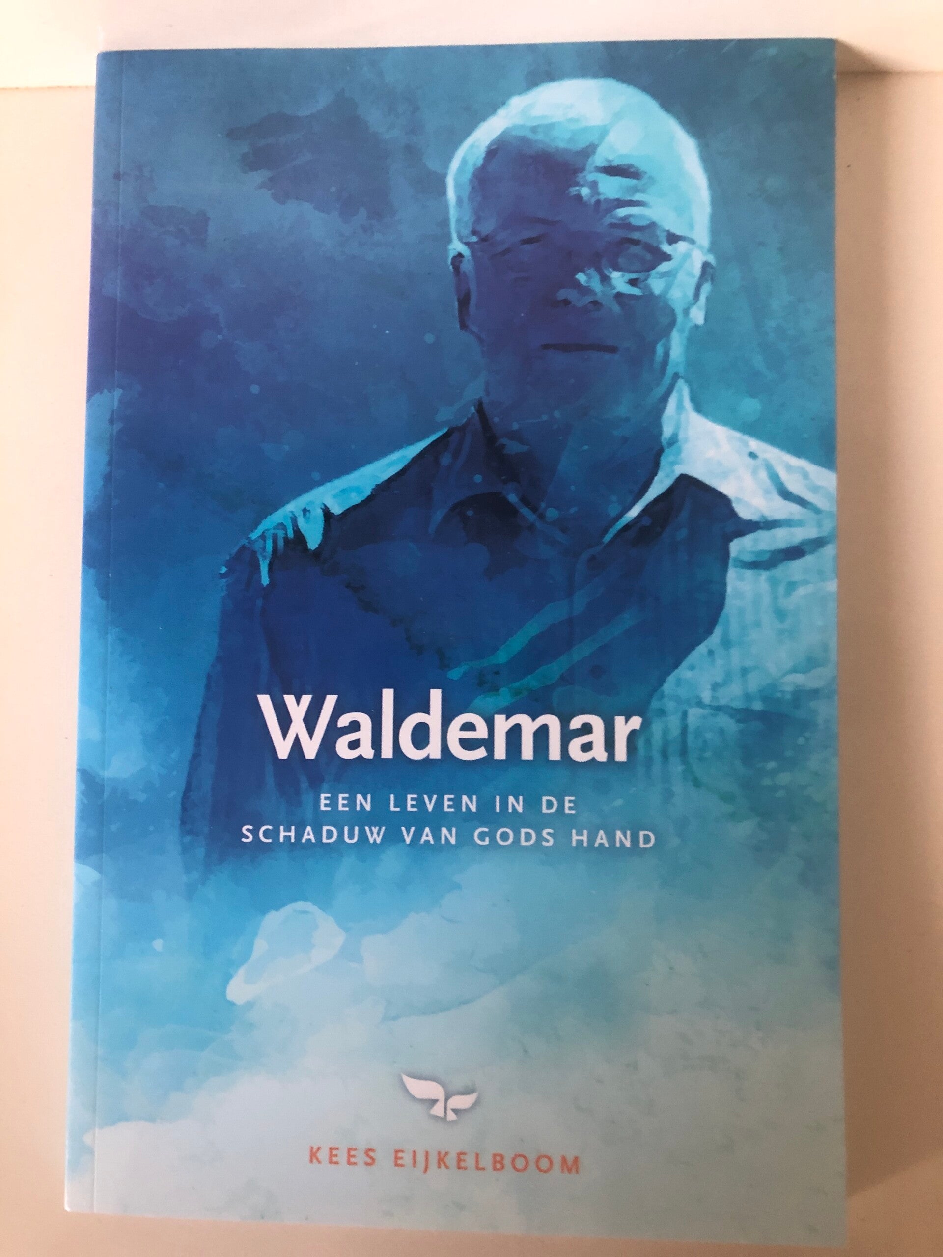Waldemar een leven in de schaduw van Gods Hand. Schrijver: kees Eijkelboom