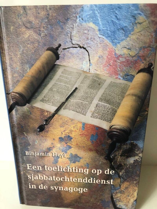 Een toelichting op de sjabbatochtenddienst in de synagoge. Schriver: Benjamin Heyl