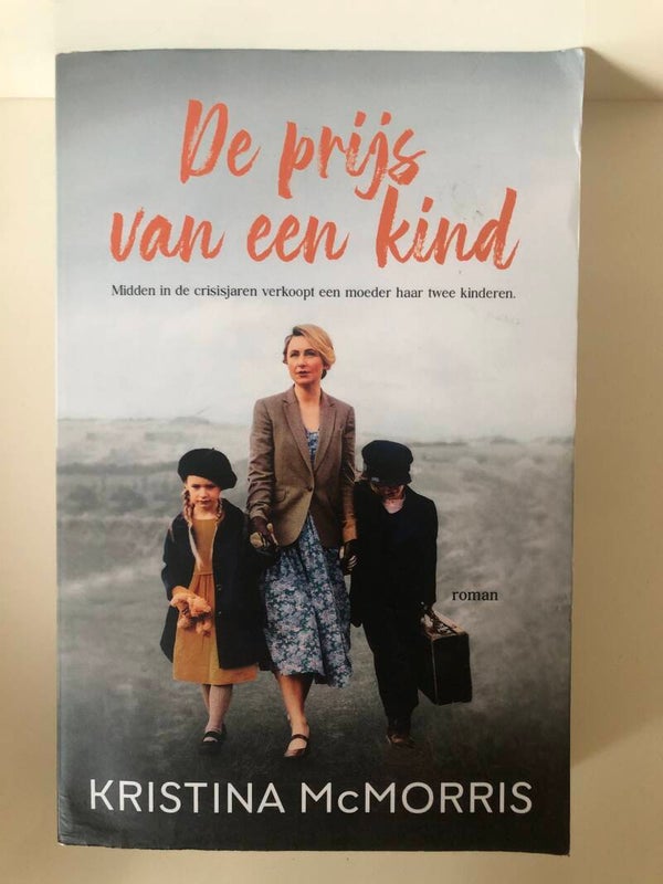 De prijs van een kind. Midden in de crisis jaren verkoopt een moeder haar kind. Schrijver: Kristina McMorris
