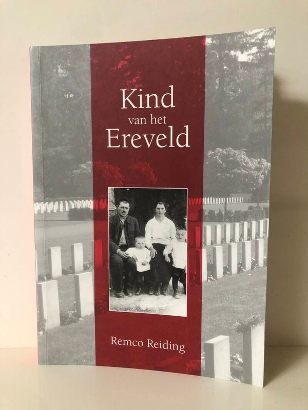 Kind van het Ereveld. Schrijver: Remco Reiding