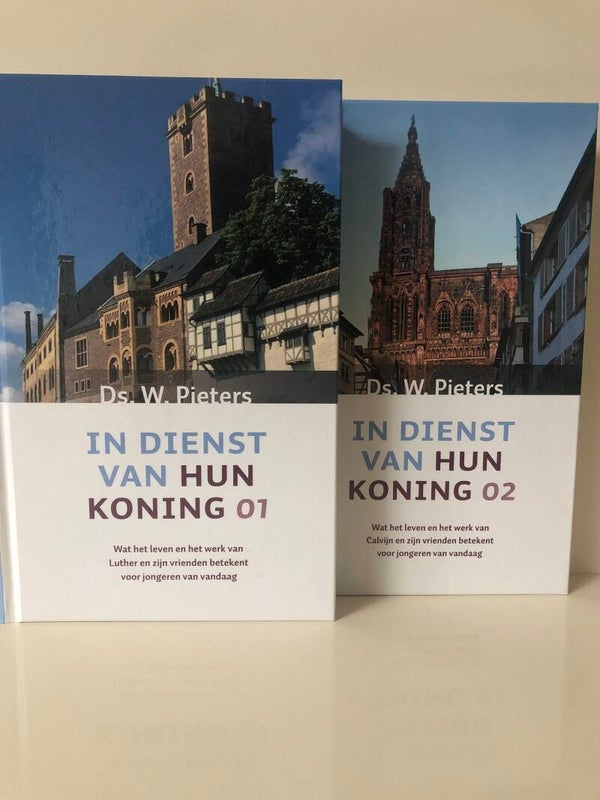 Deel 1/2 In dienst van hun Koning deel 1 . In dienst van hun Koning deel 2. Wat het leven en het werk van Luther en zijn vrienden betekent voor jongeren van vandaag. Schrijver: Ds. W. Pieters