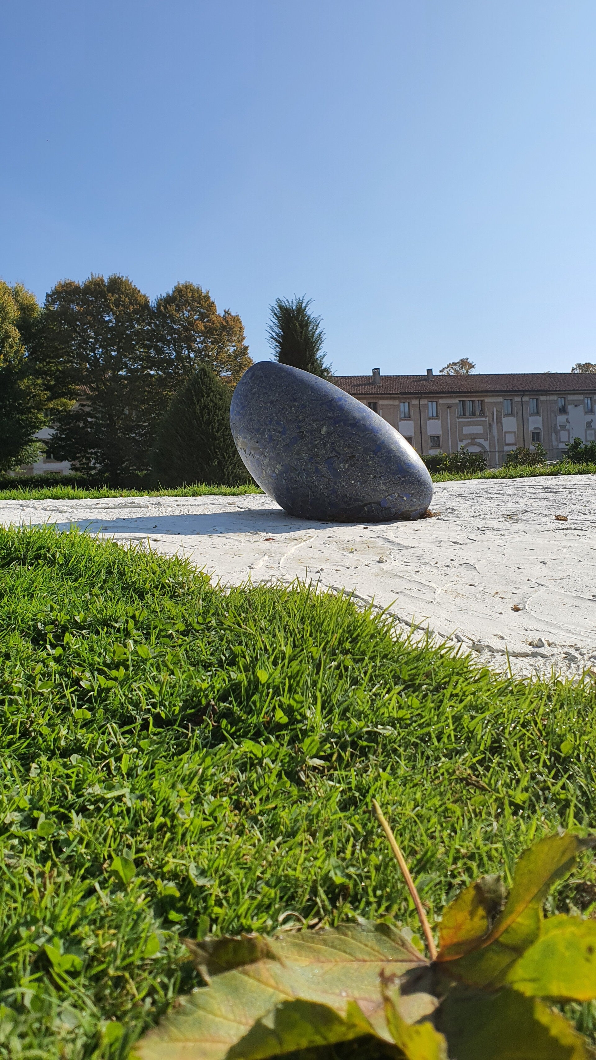 Semilla de Luz— obra escultórica