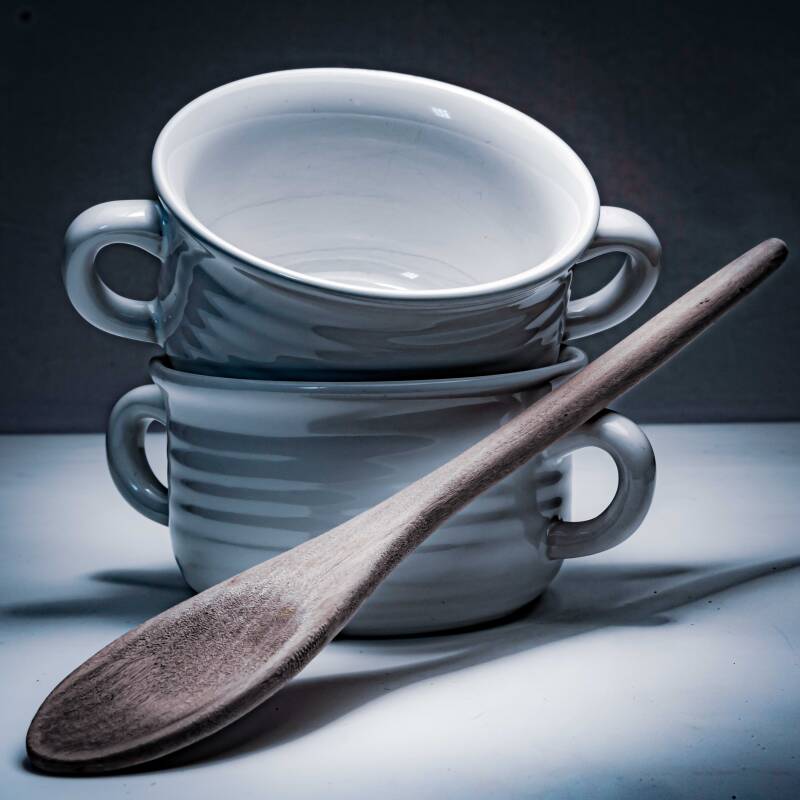 Soepkommen staan klaar voor maaltijd SoupBreak in De Stek