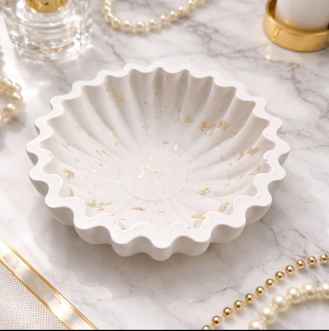 Wave trinket dish medium