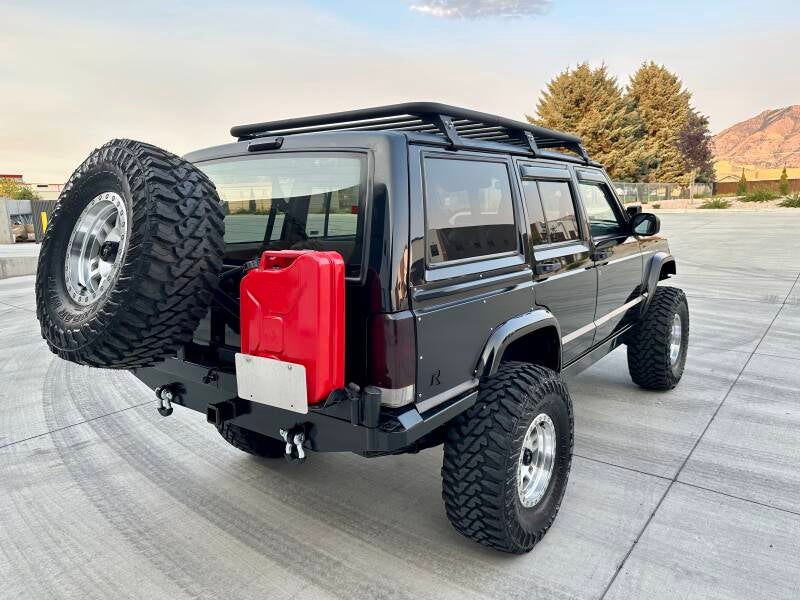 1998 Jeep Cherokee XJ Classic | Hazard Buildz