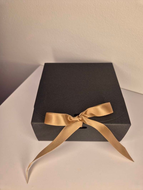 Verpakking zwart vierkant