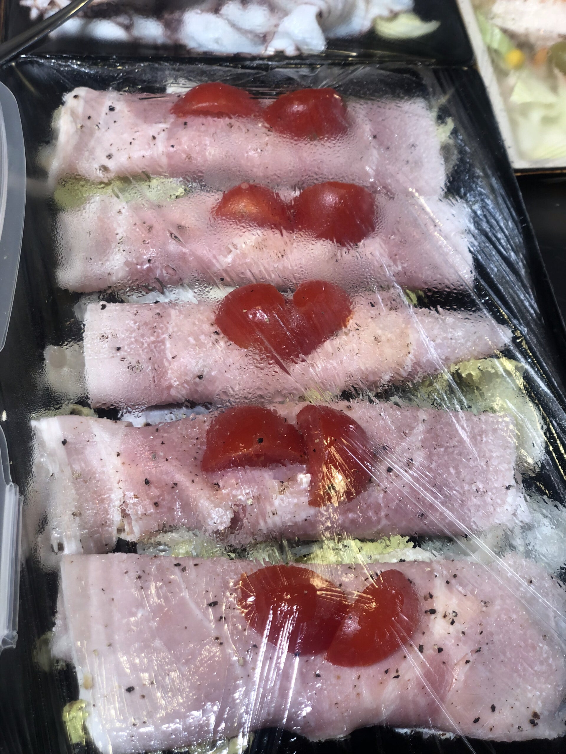 involtini di prosciutto e caprino