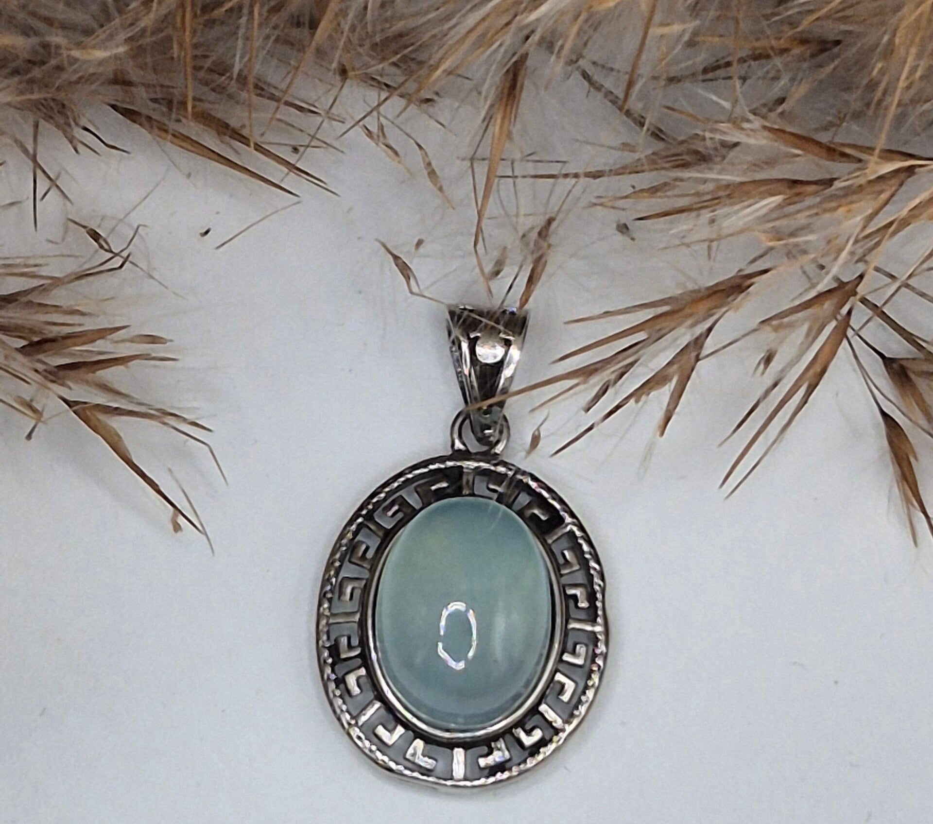 Aquamarin Kettenanhänger (KEIN Silber)