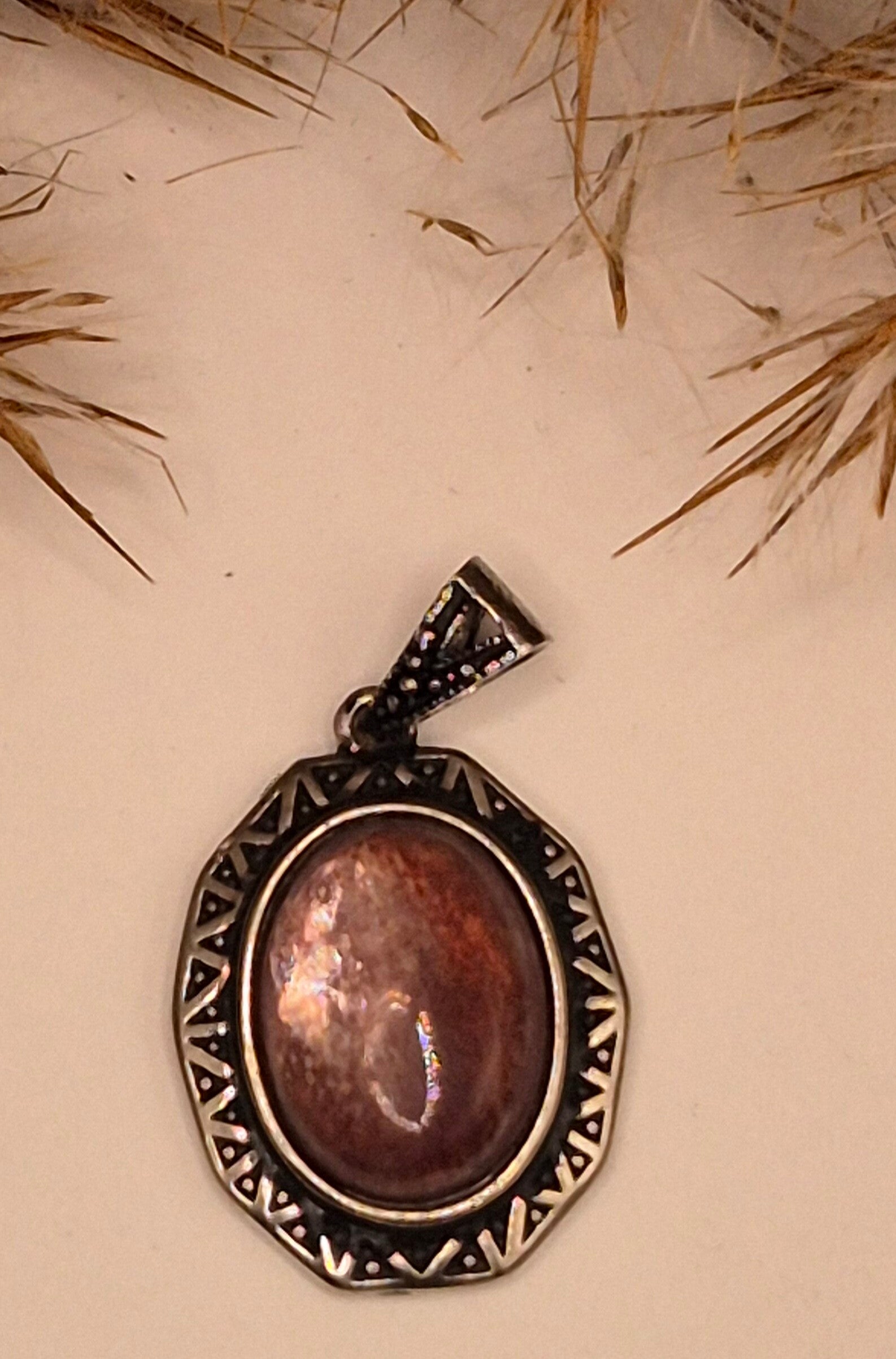 Lila Mika Kettenanhänger (KEIN Silber)