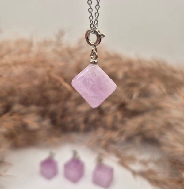 Kunzite Kettenanhänger (KEIN Silber)