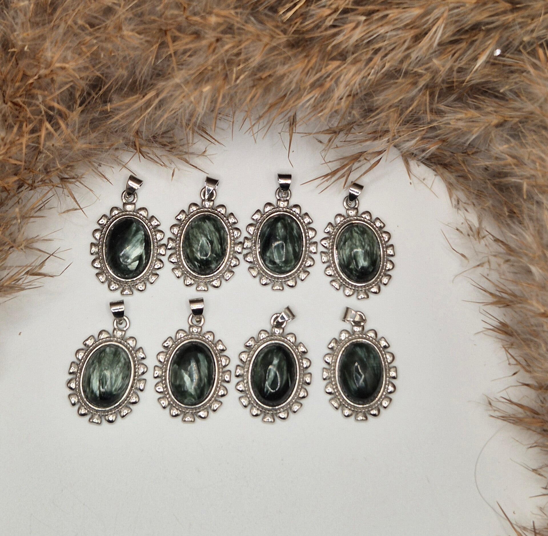 Grüner Mika Kettenanhänger (KEIN Silber)