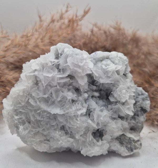 Calcit mit Sphalerit Cluster (UV-Aktiv)