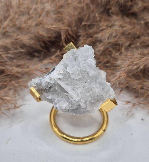 Calcit mit Sphalerit Cluster (UV-Aktiv)