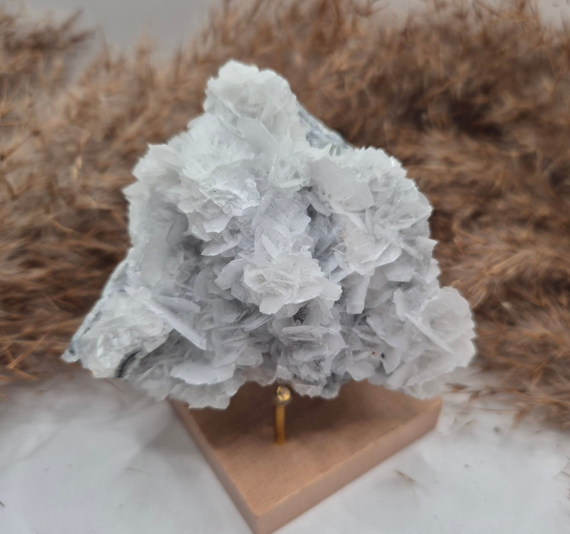 Calcit mit Sphalerit Cluster (UV-Aktiv)