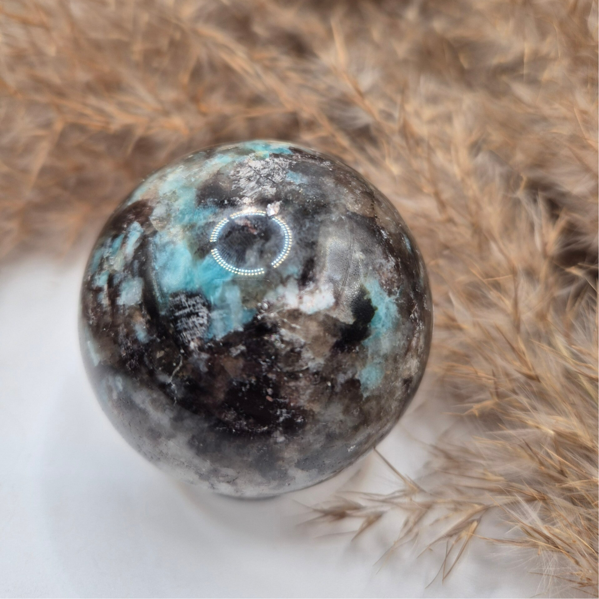 Amazonit mit Lepidolith Kugel