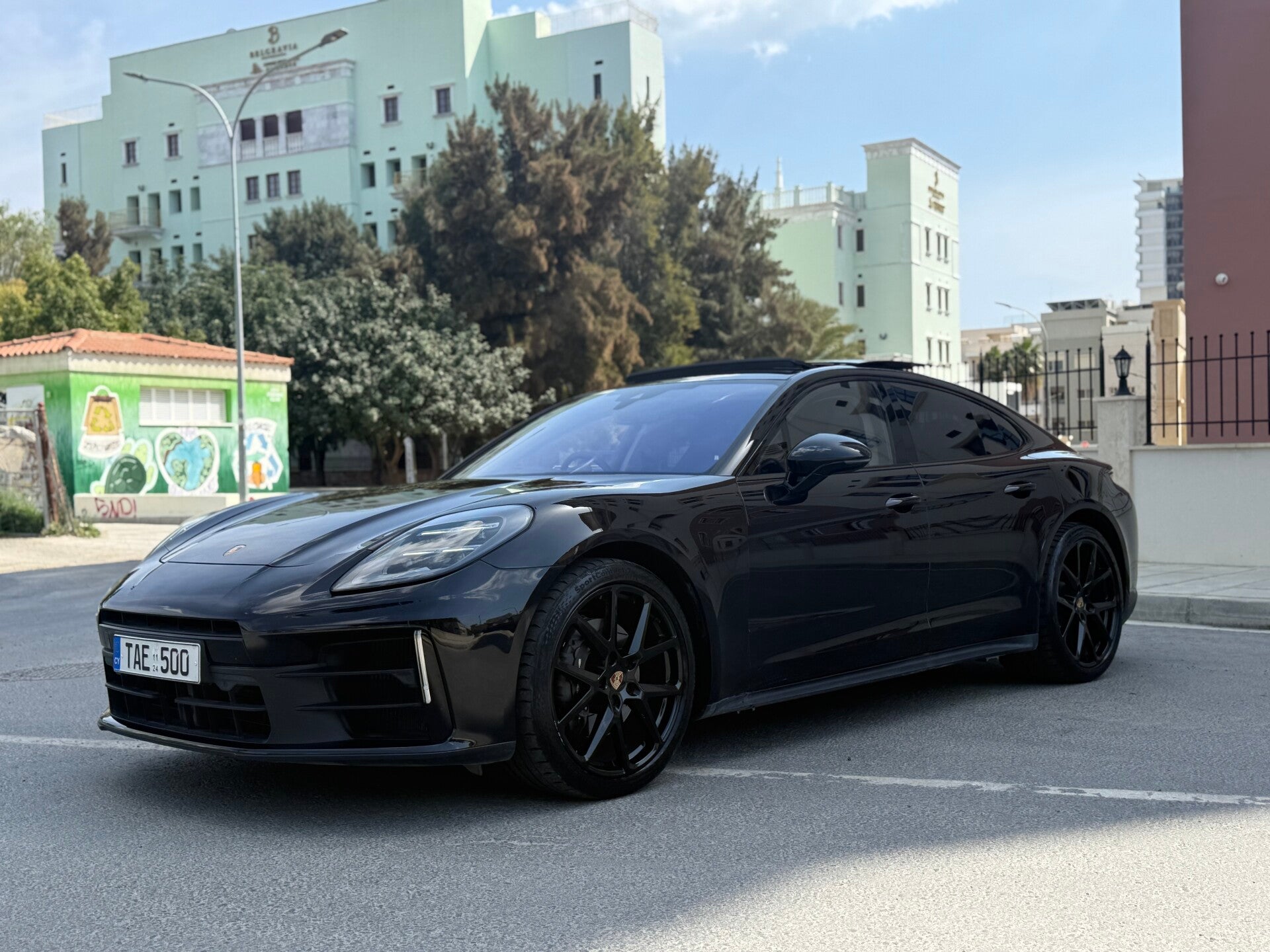 Porsche Panamera 4