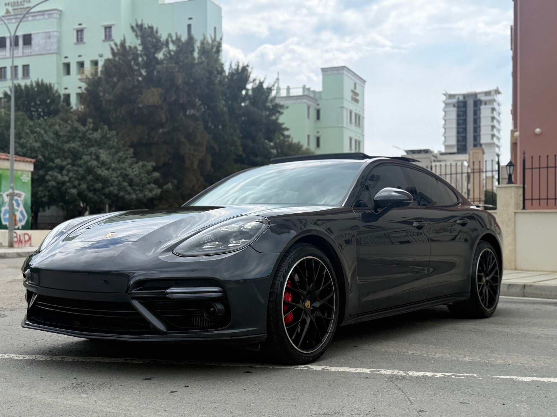 Porsche Panamera Turbo