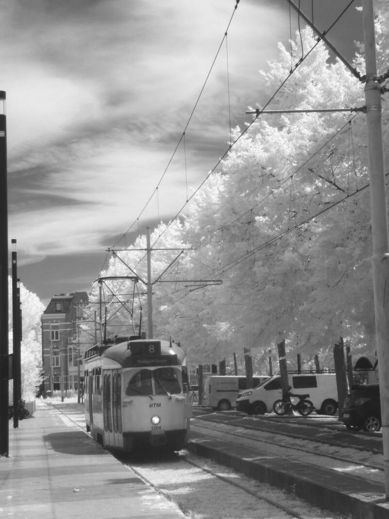 dutch tram indrared