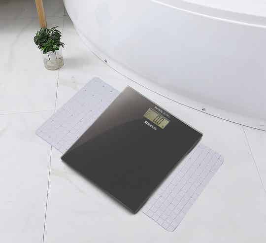 BASCULA DE BAÑO DE VIDRIO DIGITAL 150KG NEGRA TAURUS