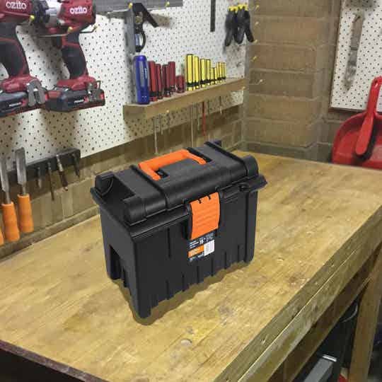 CAJA PARA HERRAMIENTA DE 16' CON COMPARTIMENTOS, TRUPER