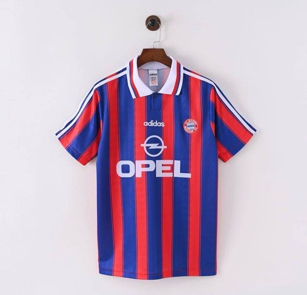 1995-1997 Bayern Munich home