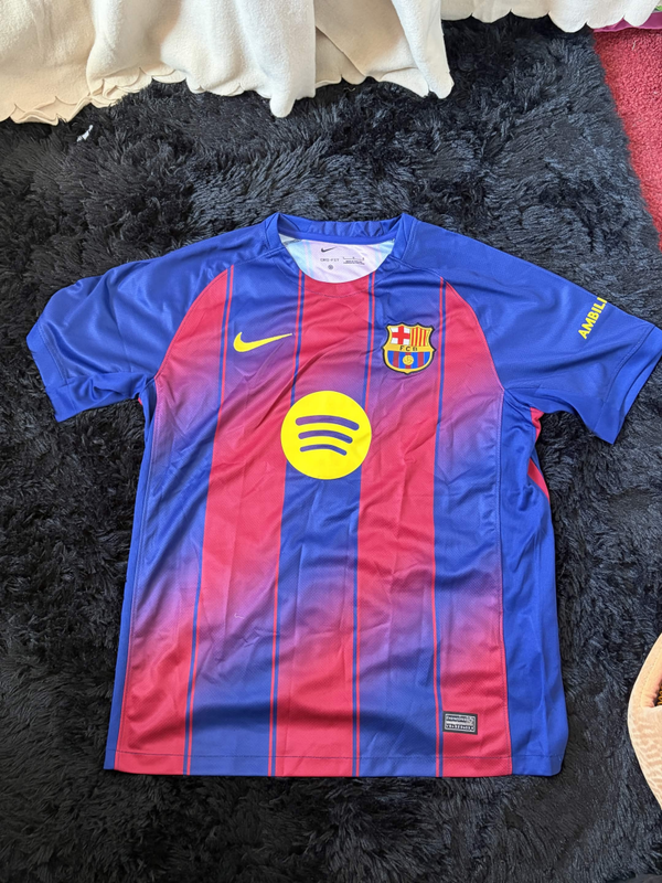 Instant Shipping Barcelona 25/26 (SIZE - Large)