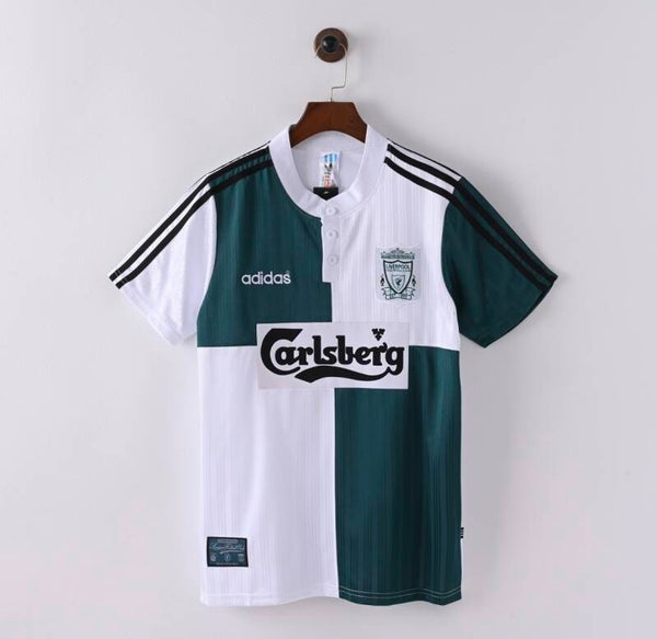 Liverpool 1995 /1996 away