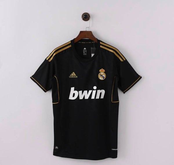 Real Madrid 2011-12 away