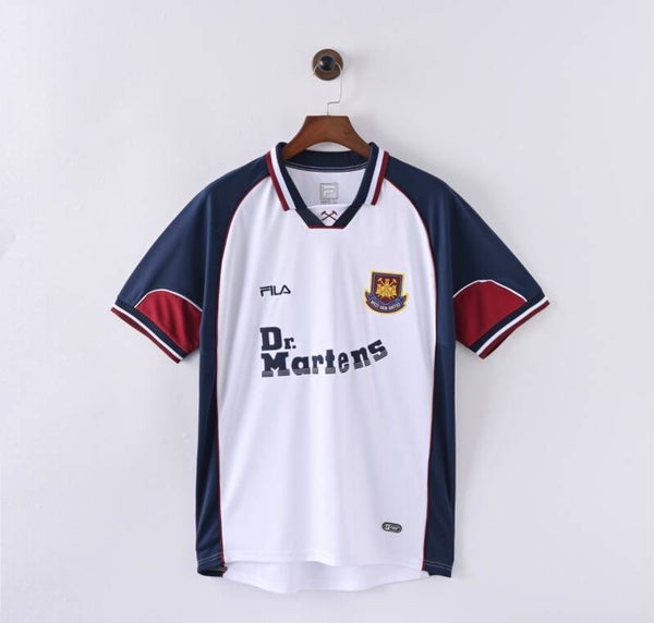 West Ham United away shirt from 1999-2001