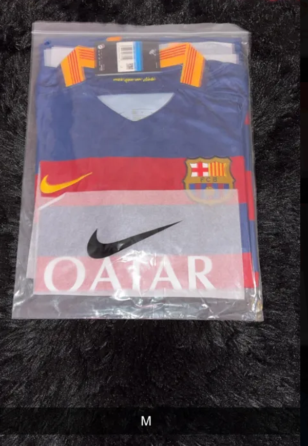 Instant Shipping Nike FC Barcelona 2015-2016 home medium