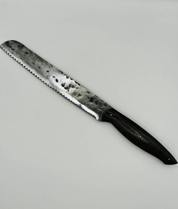 Couteau à pain forgé