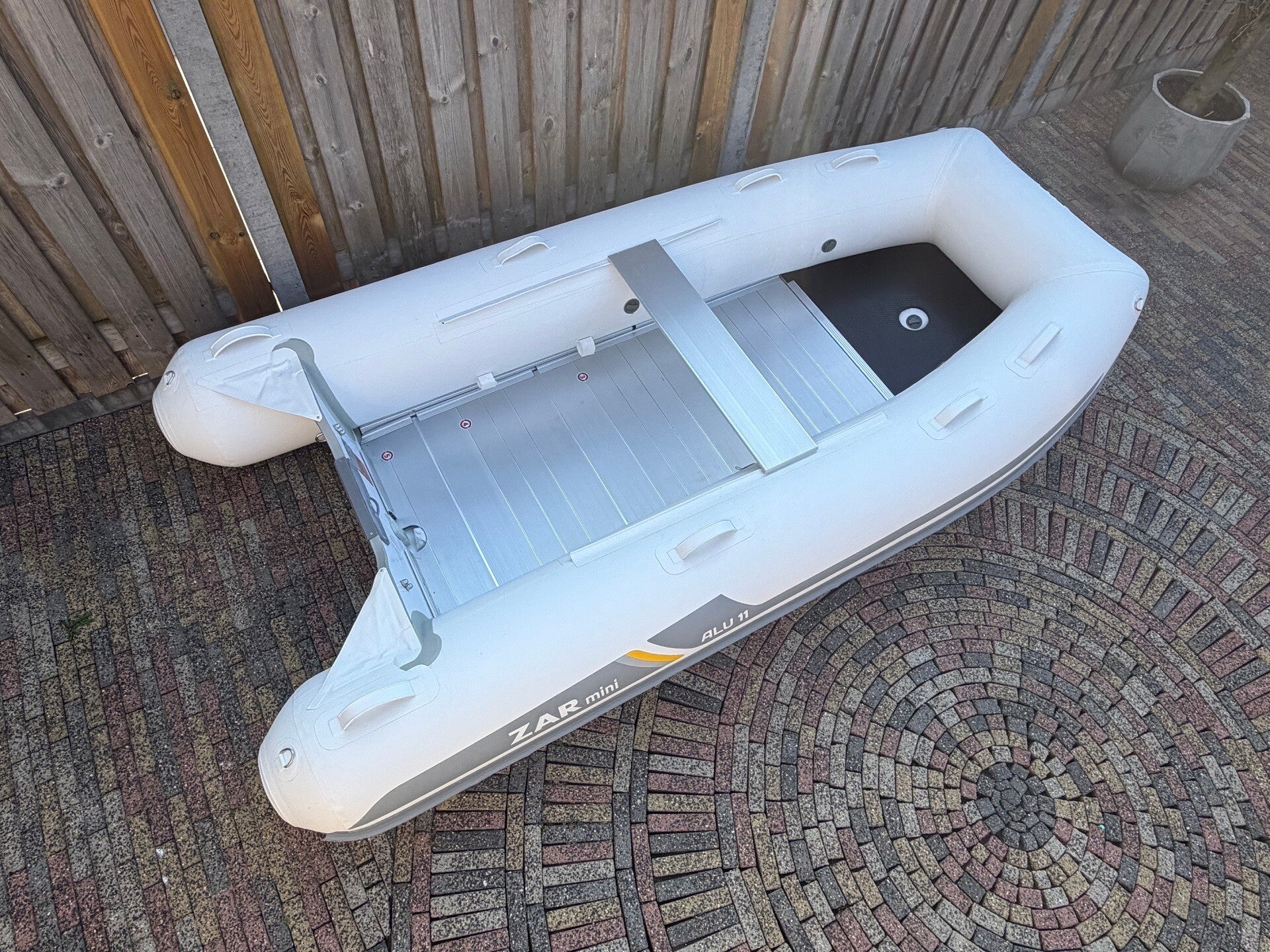 ZAR MINI ALU 11 Showroommodel ! 3.30 x 1.70 tubes Ø 44cm (aluminium vloerdelen /opblaasbare kiel)