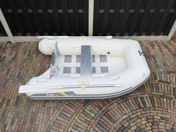 ZAR MINI FUN 7 NIEUW ! 2.10 x 1.45 tubes Ø 38cm gemonteerd met afneembare kunststof strandwielen (lattenbodem)