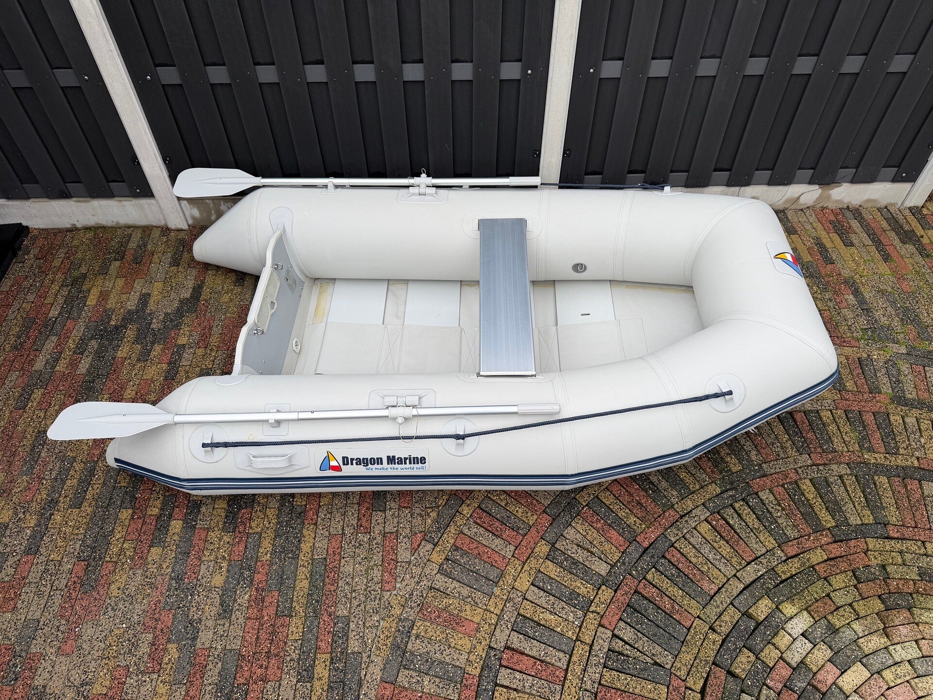 Dragon Marine MW 260 SL inclusief RVS strandwielen 2.60 x 1.55 tubes Ø 43cm (lattenbodem)