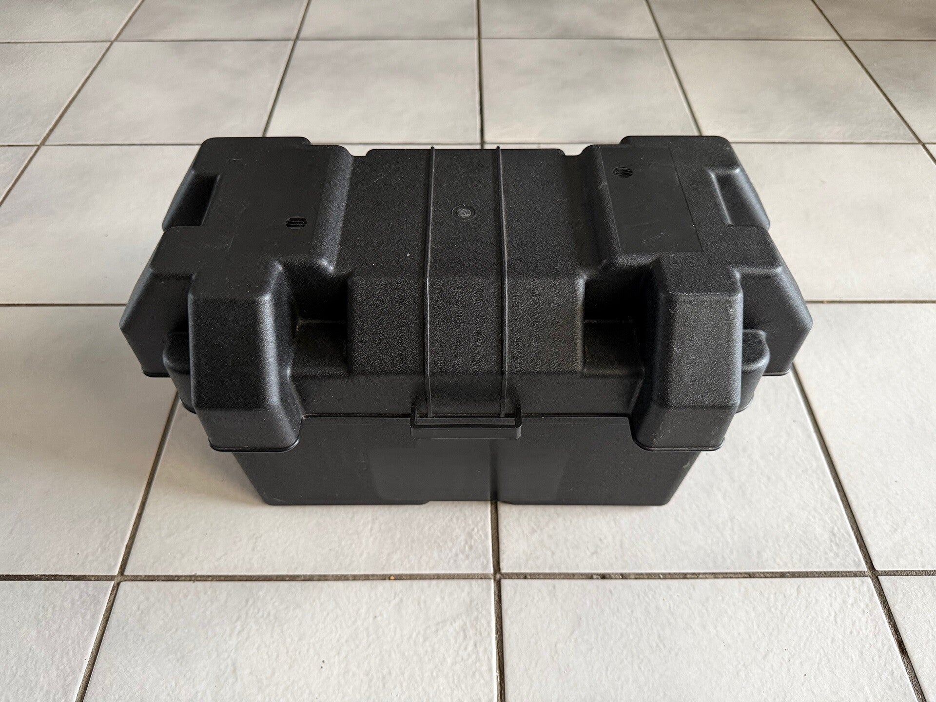 X-TEVU grote accubak geschikt voor 105Ah accu