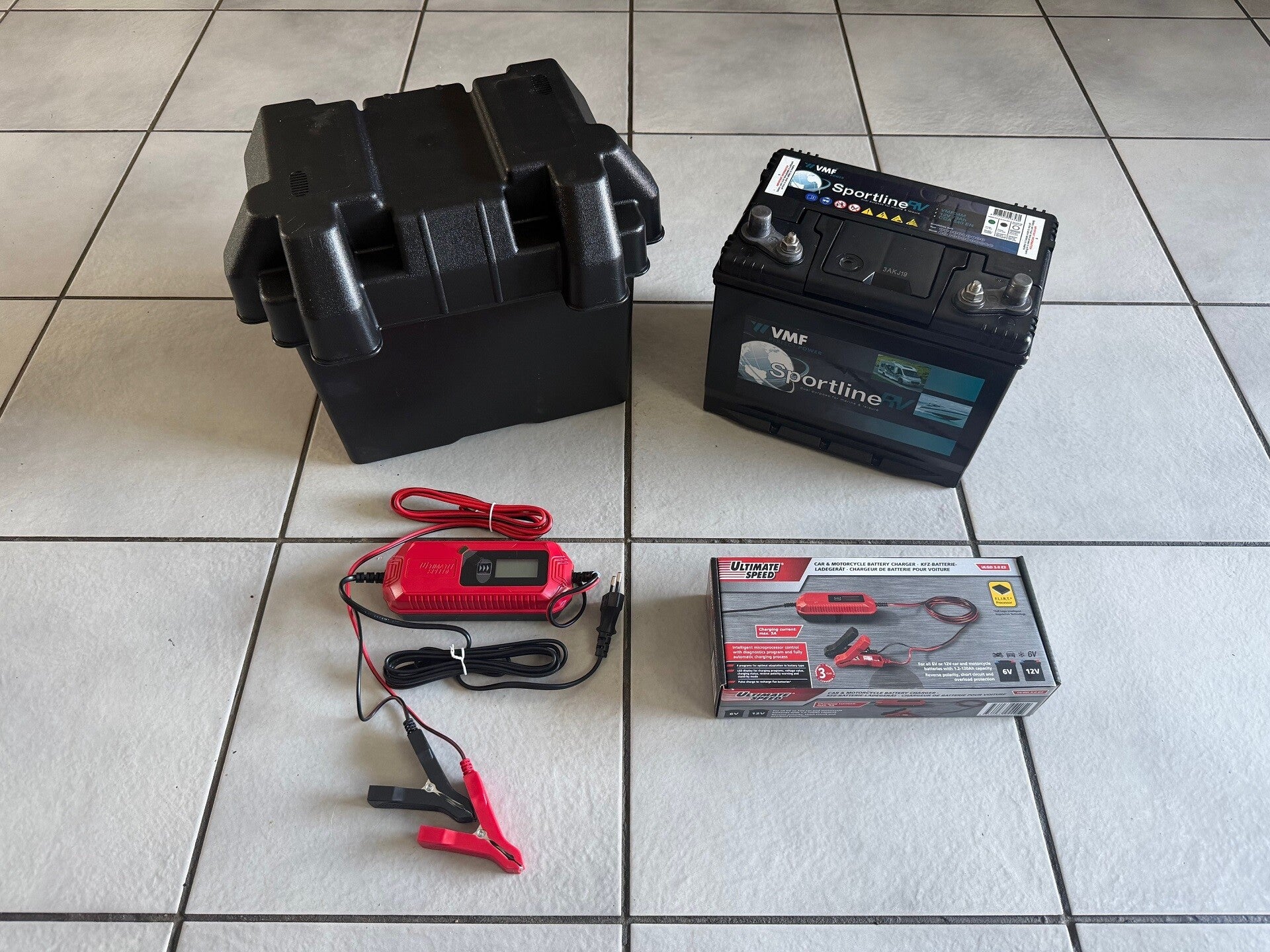 Sportline 73Ah inclusief accubak en NIEUWE ! UltimateSpeed accu oplader alleen icm aankoop van een fluistermotor