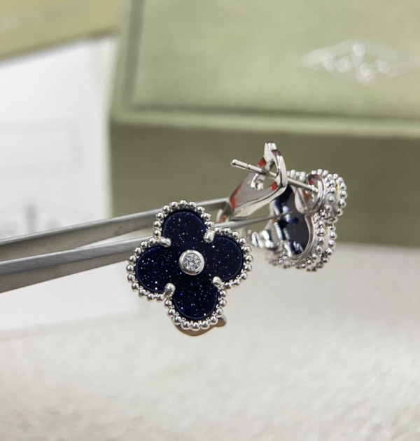 Aretes Van Cleef & Arpels