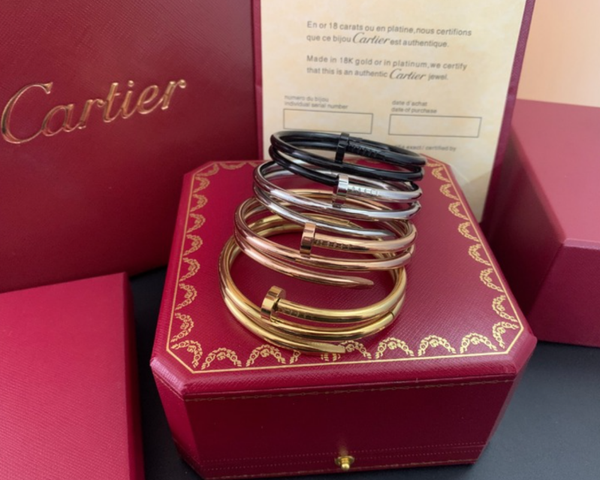 CARTIER PULSERA (4 colores diferentes)