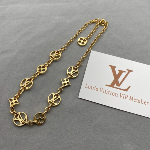 Louis Vuitton Collar
