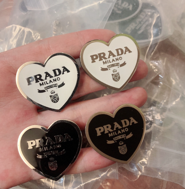 PRADA Aretes