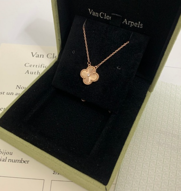 Collar Van Cleef & Arpels (Dorado/Plateado/Oro rosa)